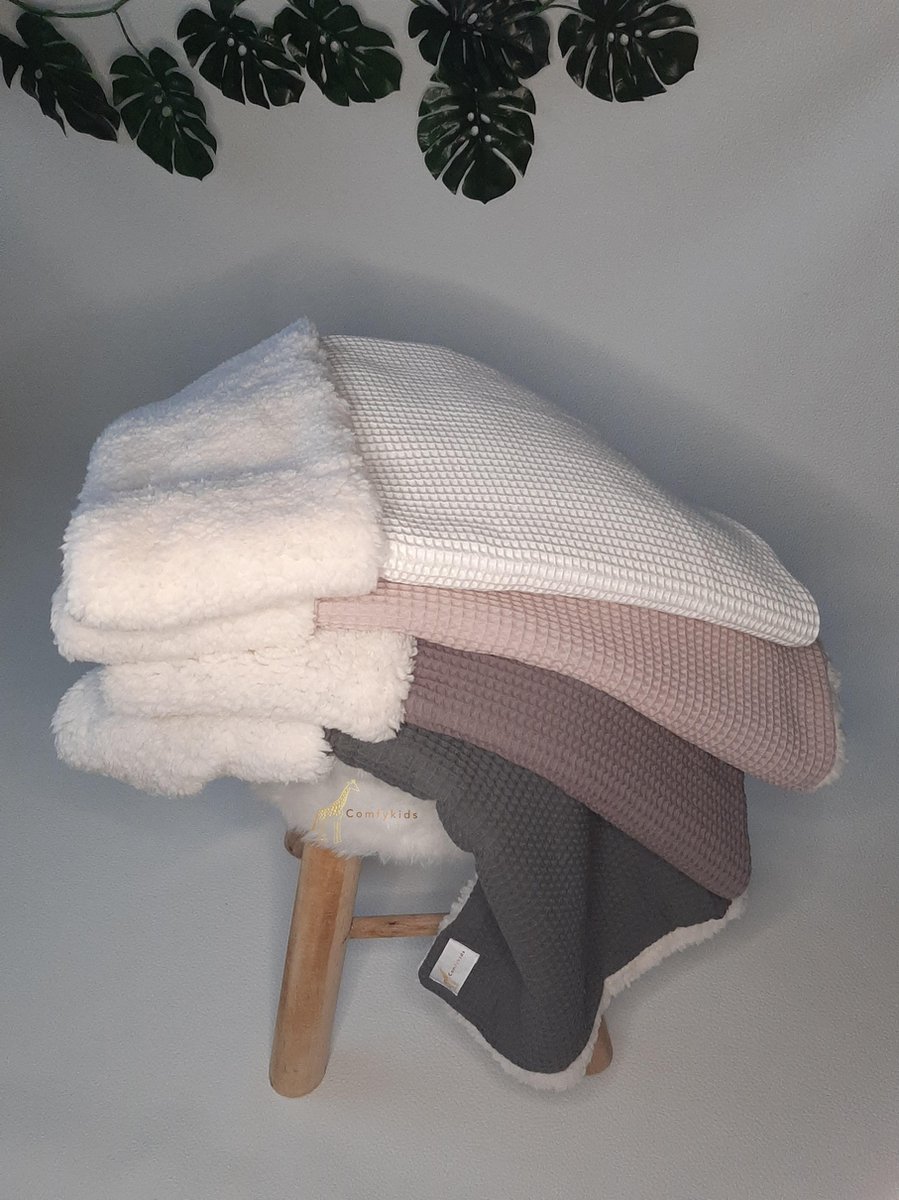 Wiegdeken Waffel/Teddy | oudblauw |Comfykids | Comfortabel | Zacht | Warm | Uniek