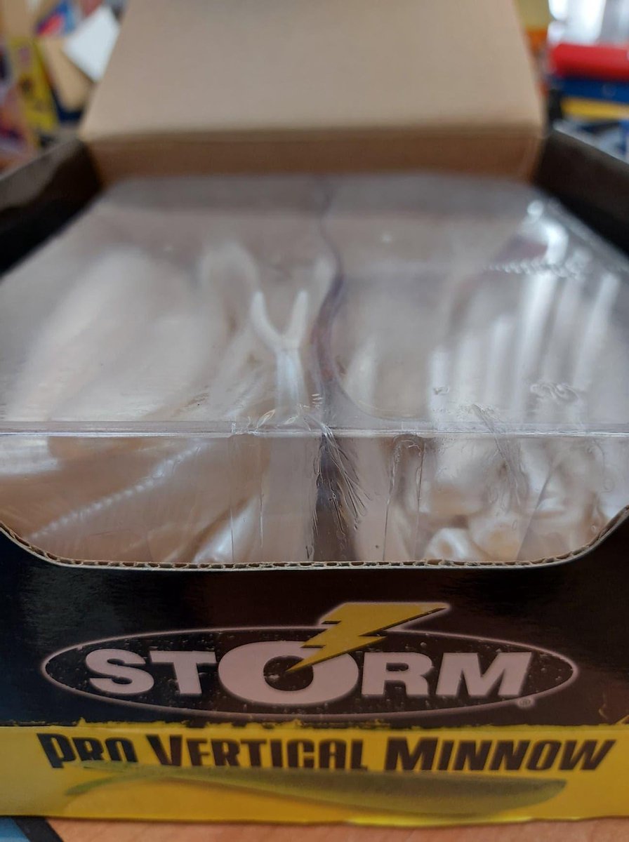 Storm Vertical Minnow 6 Kit Set (50 Stuks) Wit 14cm - Aanbieding