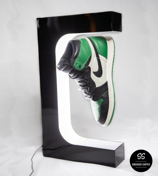 Zwevende sneaker display zwart- Zwevend - Sneaker Supply- Decoratieve  Accessoire- Met... | bol.com
