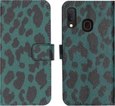 iMoshion Design Softcase Book Case Samsung Galaxy A20e hoesje - Green Leopard