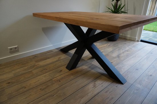 Table à manger industrielle, couleur: marron, 160cm avec base matricielle noir mat