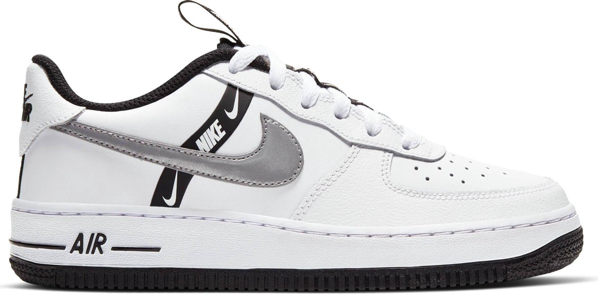 white and black air force 1 lv8