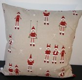 By Eef- sierkussenhoes- 50x50- handgemaakt, winterse kinderen, rood, zand, wit