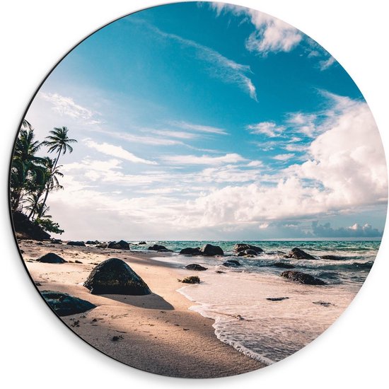 Dibond Wandcirkel - Rosten op het Strand aan Zee - 30x30cm Foto op Aluminium Wandcirkel (met ophangsysteem)