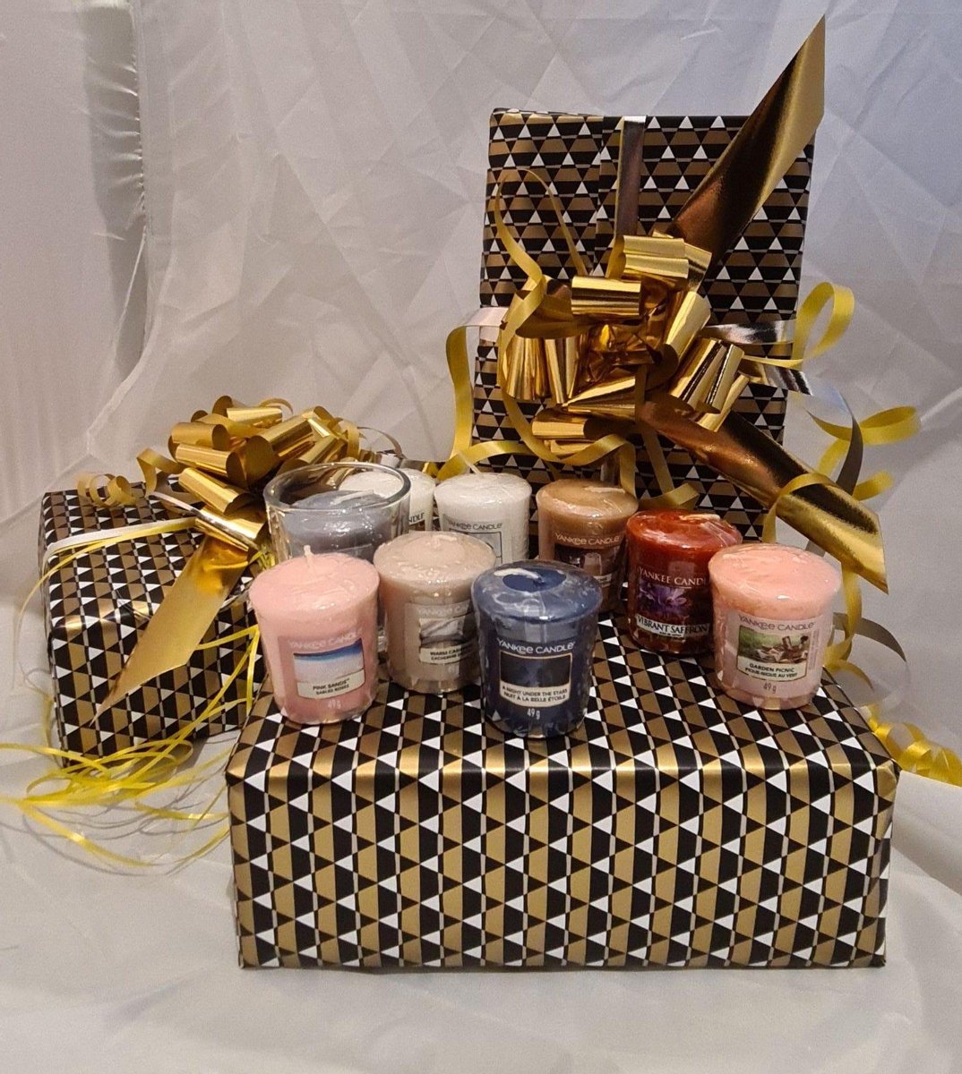 Yankee Candle Geschenkset - ontdek geschenk luxe diverse variërende geuren 9 stuks en glaasje -  geurkaarsjes cadeau