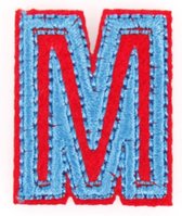 Alfabet Letter Strijk Embleem Patches Rood Blauw 3 x 2 cm / Letter M