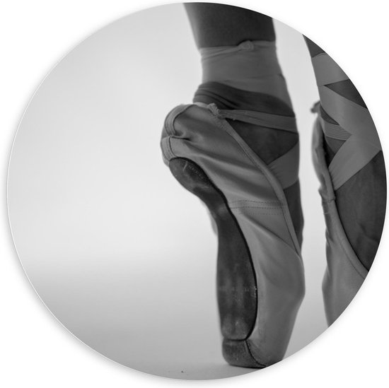 Forex Wandcirkel - Ballerina op Spitzen (zwart/wit) - 100x100cm Foto op Wandcirkel (met ophangsysteem)