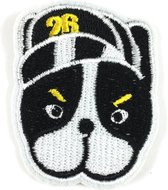 Zwart Witte Bulldog Met Pet Strijk Embleem Patch 5 x 6 cm