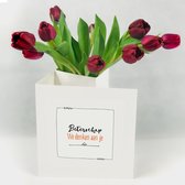 Bloomincard Tulip - Beterschap - bloemen en boeketten - Verse Tulpen met unieke vaas - Brievenbusbloemen - Beterschap wensen met Tulpen en speciale kaart die je om kunt toveren tot