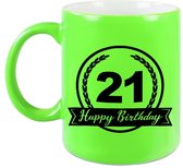 Happy Birthday 21 years cadeau mok / beker neon groen met wimpel 330 ml