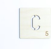 HOUTEN WANDDECORATIE / WOODEN WALL DECORATION - MUURDECORATIE / WALL ART - LETTER TEGEL C / TILE C - 11 x 11cm - LICHT HOUT / NATURAL WOOD - WOORDFEUD / WORDFEUD - LETTERSPEL - SPE