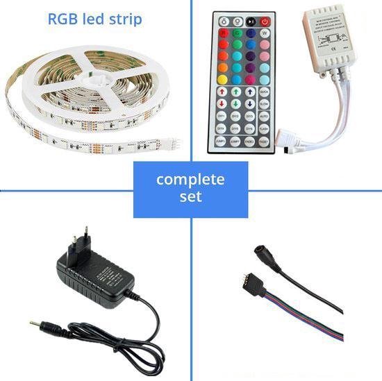 LED STRIP RGB 5050 SMD Flexibel DC 12V Adapter 5 Meter | bol.com