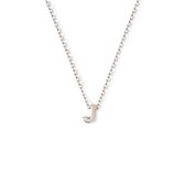 Orelia letter ketting J zilverkleurig met giftbox
