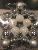 20 stuks kerstballen zilver/wit 6cm onbreekbaar