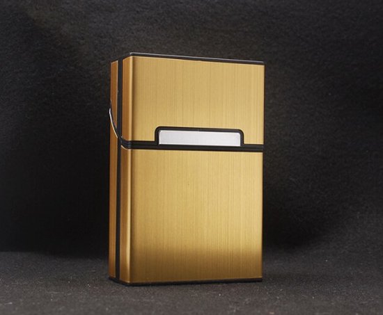 Gouden sigarettenmapje met een geborstelde afwerking en een witte horizontale streep.