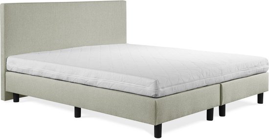 Boxspring Sofia luxe lentegroen 140x190 incl. wit matras, hoofdbord glad uitgevoerd.