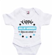 Bellatio Decorations Baby rompertje - yippie jullie worden opa en oma - blauw - kraam cadeau 56