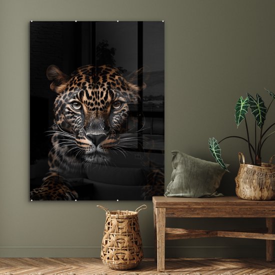 MuchoWow® Glasschilderij 90x120 cm - Schilderij acrylglas - Luipaard - Portret - Zwart - Dier - Foto op glas - Schilderijen