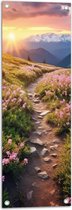 Tuinposter – Zon - Bergen - Bloemen - Pad - Kleuren - 30x90 cm Foto op Tuinposter (wanddecoratie voor buiten en binnen)