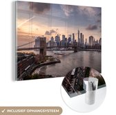 MuchoWow® Glasschilderij 120x80 cm - Schilderij acrylglas - Skyline New York in Manhattan - Foto op glas - Schilderijen