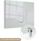 MuchoWow® Glasschilderij 40x30 cm - Schilderij acrylglas - Een vallende waterdruppel - Foto op glas - Schilderijen