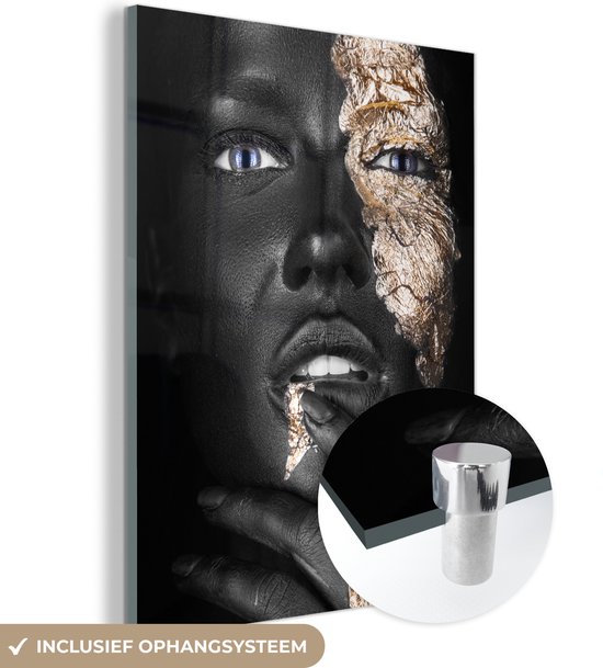 glasschilderij-vrouw-goud-zwart-portret-luxe-schilderij-glas