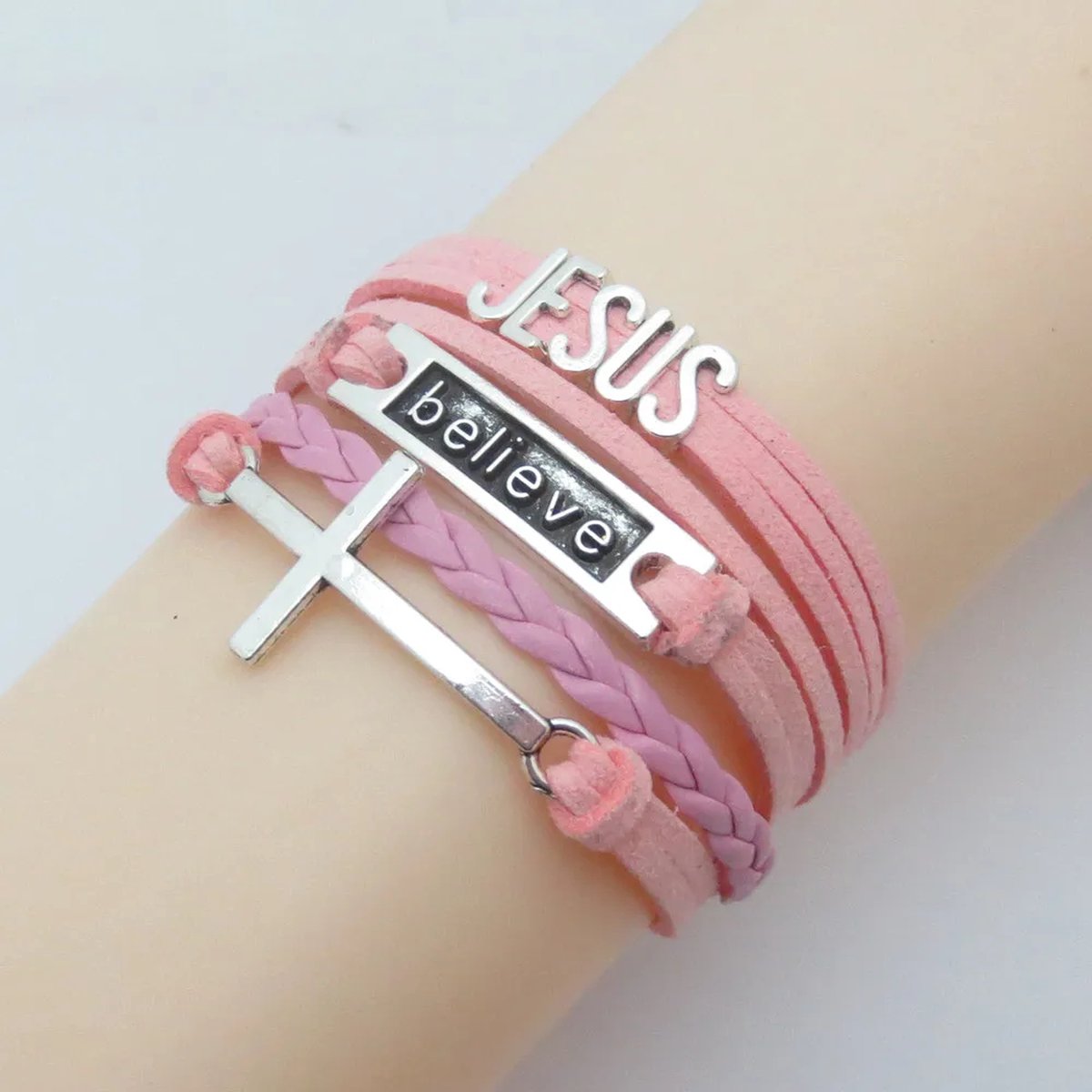 Christuals - Christelijke wikkelarmband - Jezus - Believe - Kruis - Lichtrose