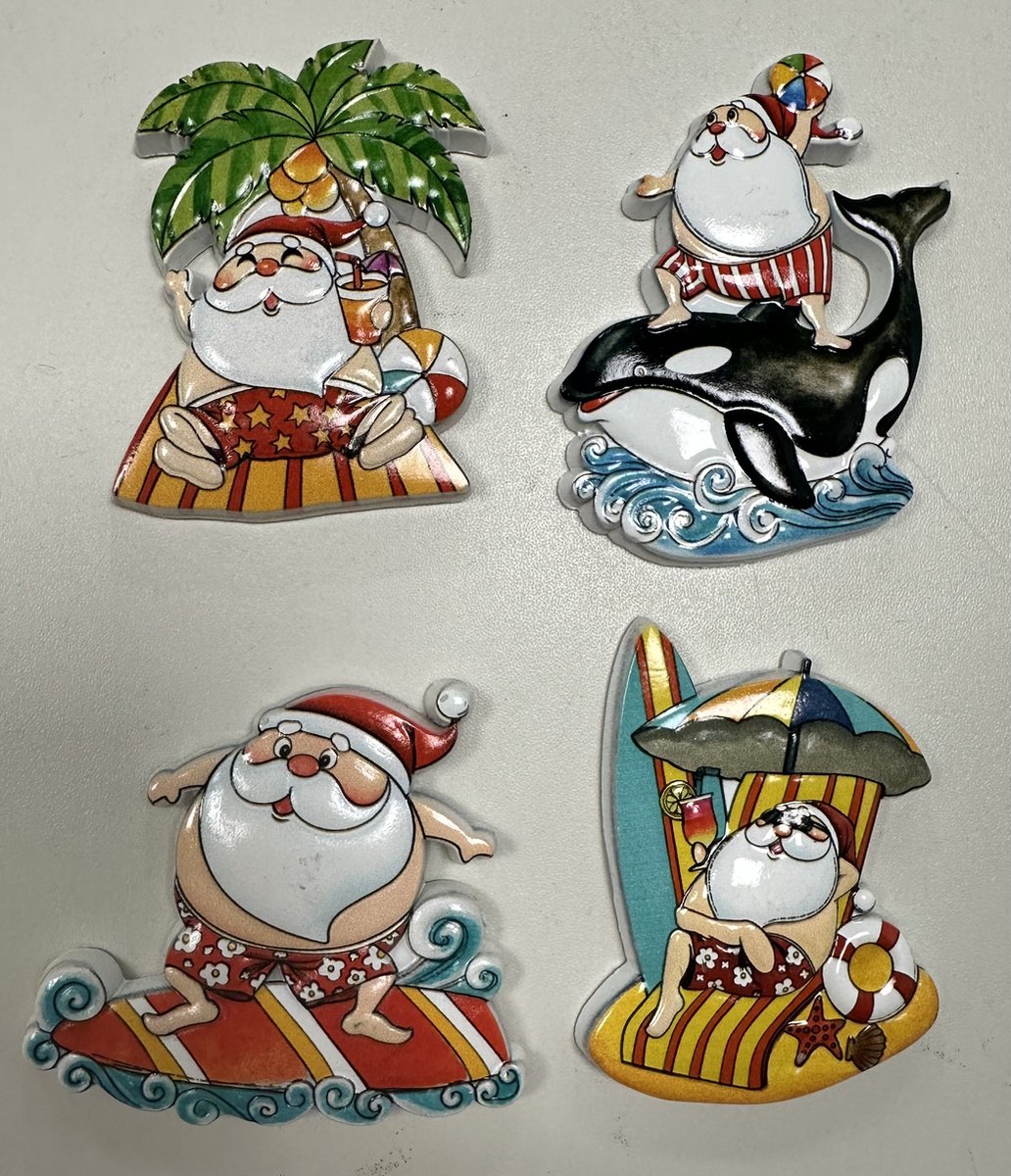 Kerst koelkastmagneten "Tropische Kerstman" - Set van 4 stuks - surfplank/ligbed/palmboom/