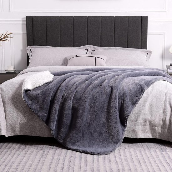 EMME Fuzzy Fleece warme queensize deken 228 x 228 cm