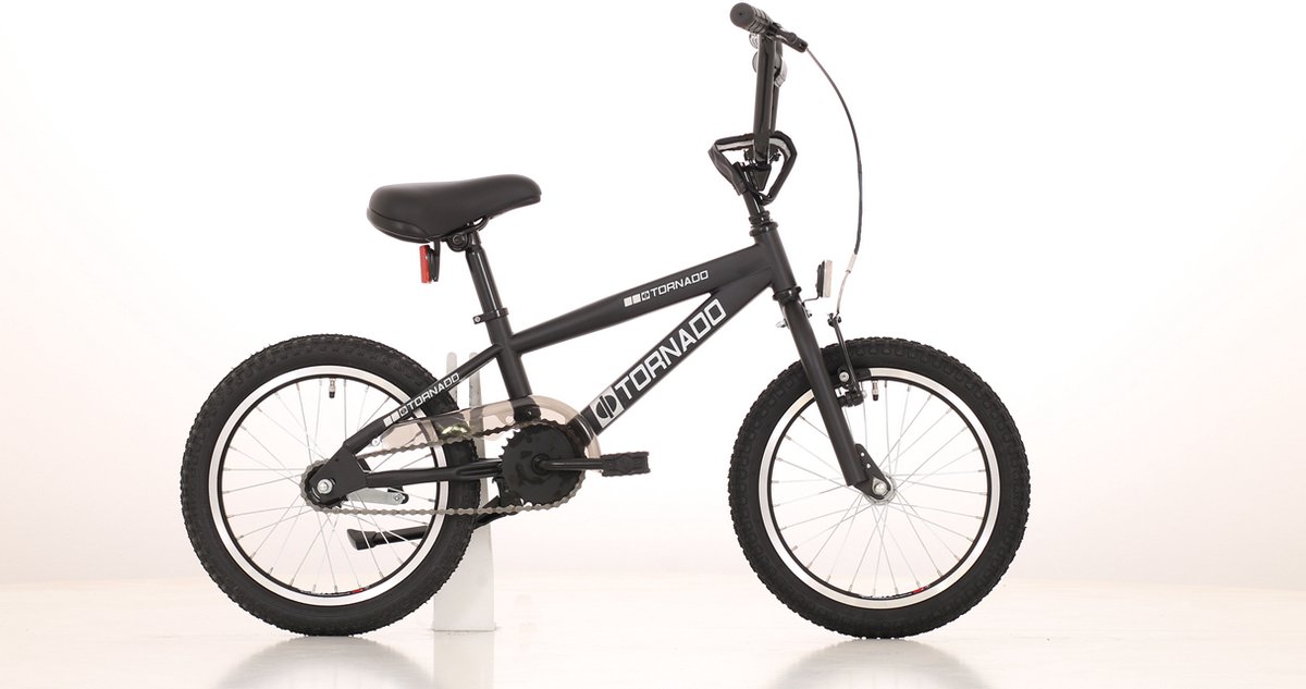 16 BMX Tornado - mat zwart