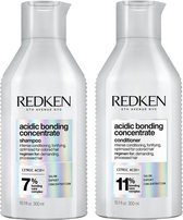 Redken CombiDeal - Acidic Bonding Concentrate - Shampoo 300 ML & Conditioner 300 ML - voor beschadigd- of onhandelbaar haar