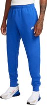 Nike sportswear club fleece joggingbroek in de kleur blauw.