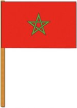 Luxe zwaaivlaggen Marokko 30 x 45 cm op houten stok - Hand vlaggetjes - landen decoraties versieringen