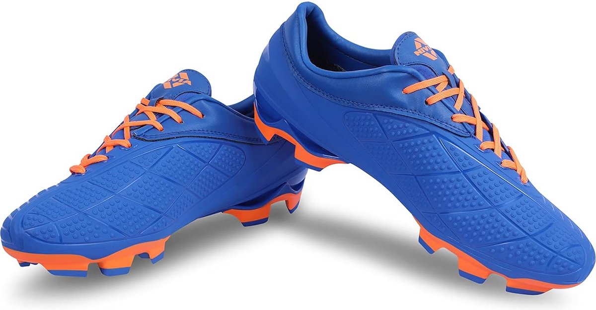 Nivia Heren Dominator 2.0 voetbalschoen in blauw met oranje accenten, maat 42 EURO, met geavanceerde technologie.