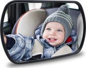 Spiegel om het kind te observeren tijdens het reizen in de auto 360