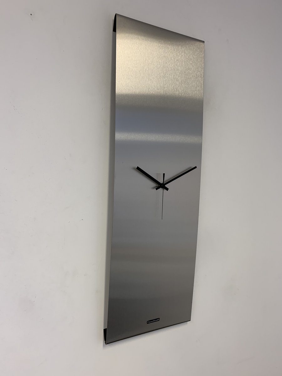 Wandklok CHANTALBRANDO -- NEW YORK -- MODERN DESIGN