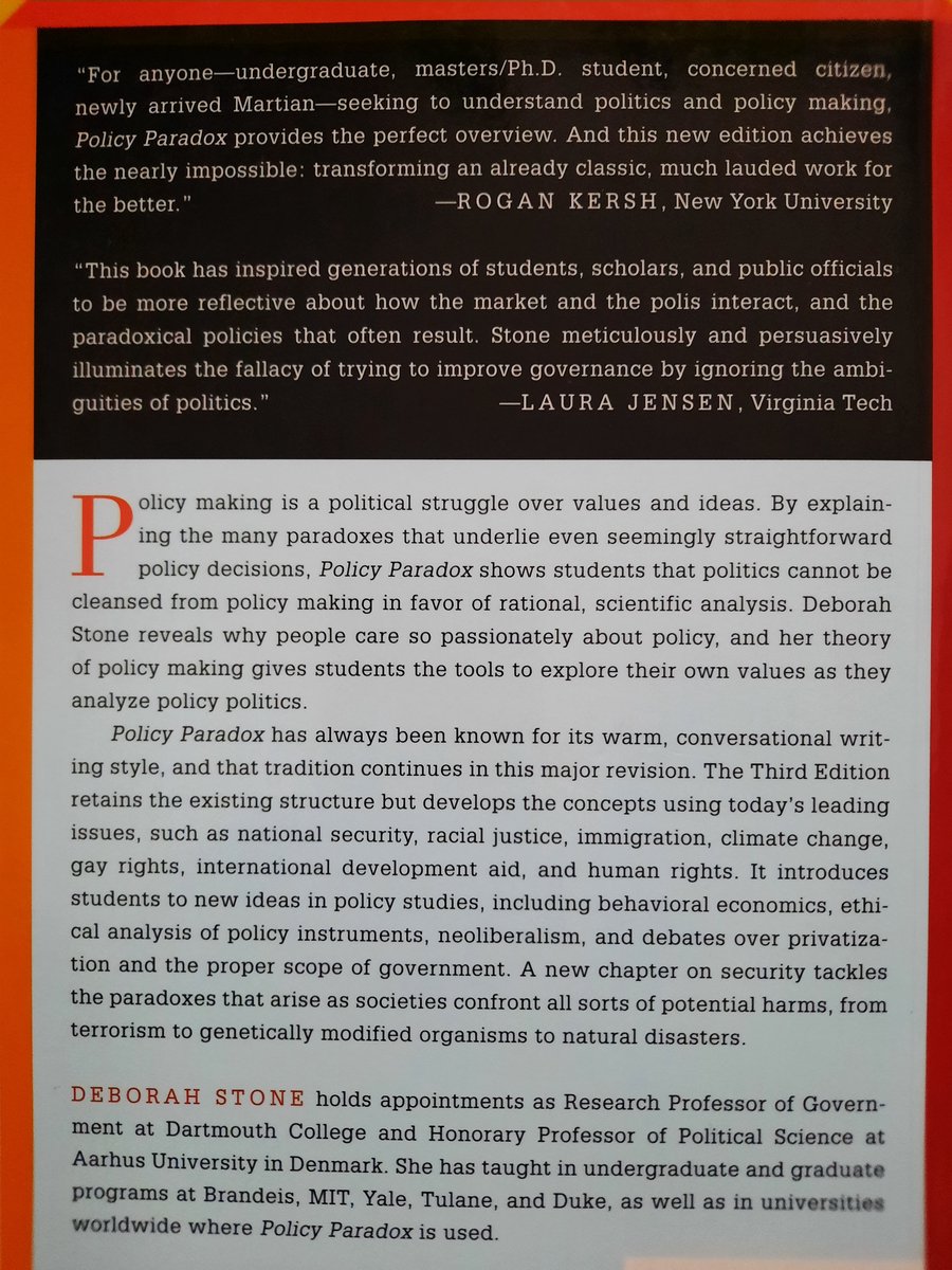 Achterkant van het boek 'Policy Paradox', met citaten van ROGAN KERSH en LAURA JENSEN.