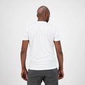 Homme portant un t-shirt de sport blanc Rogelli et un short gris, dos visible.