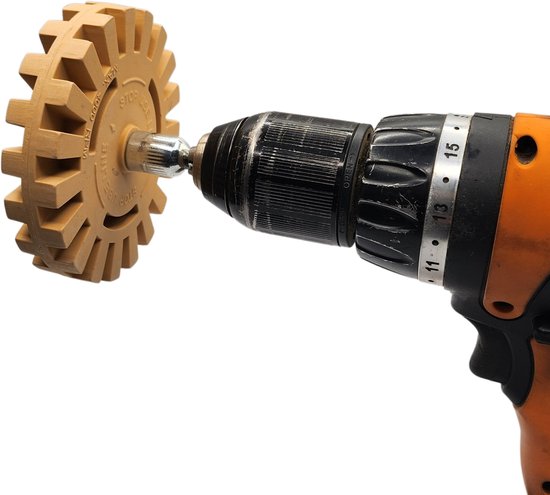 Oranje tandwielvormige gum voor boormachine, met zwarte en oranje boormachine.