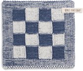 Knit Factory Gebreide Pannenlap Block - Pannenlappen gemaakt van 50% katoen & 50% acryl - Blokken motief - Traditionele look - 1 stuk - Ecru/Jeans - Donker Blauw - 23x23 cm