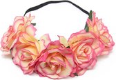 bloemenkrans haarband - haarelastiek - rozen zacht roze - bloemenhaarband - carnaval festival