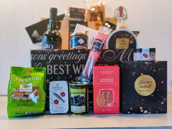 Cadeaubox -Hartelijk- DELI-KADO- EINDEJAARSGESCHENK