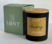 LONT candles - sojawas - Audrey - cinnamon, nutmeg / cyclamen, frankincense - 40-60 branduren- handgemaakt - vrij van paraffine en ftalaten - wit - 520 gram