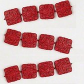 Natuurstenen kralen, handgesneden rood Cinnabar, vierkante kralen van 40x40x6mm. Per streng van 4 stuks