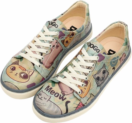 DOGO Dames Sneakers- Cats of the World 41