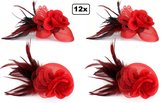 12x Broche tule, tube,veertjes en bloem rood met pin en clip - 12 stuks geleverd in box - Thema feest festival party fun gala