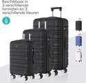 Drie zwarte koffers van verschillende maten naast elkaar. Rechts een selectie van beschikbare kleuren: zwart, blauw en roze.