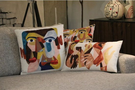 Cushion Artistic zig zag Design