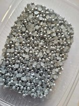 Parels - kralen met 1 platte zijde - 4 mm - 80 gram - Zilver Mat