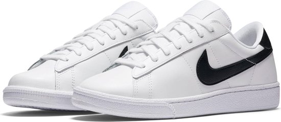 nike women tennis classic
